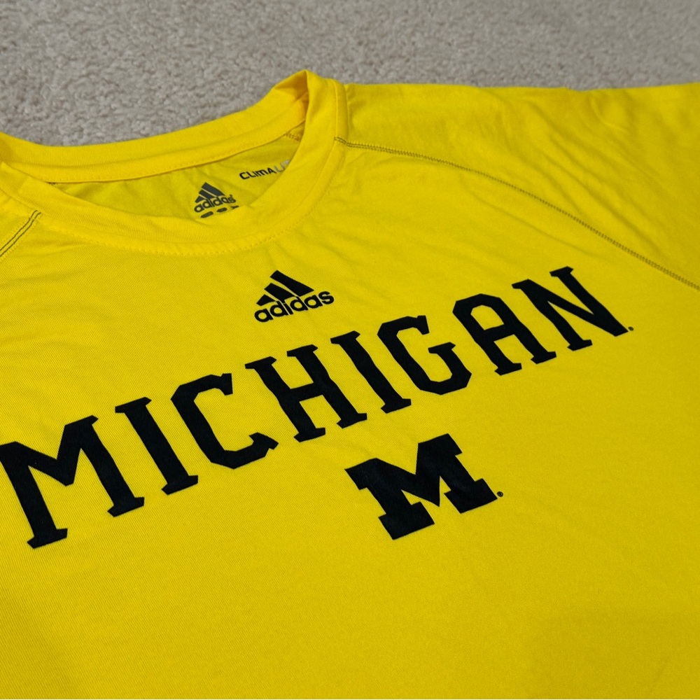 Michigan Wolverines - adidas Yellow Climalite Performance Tee - Men’s Medium